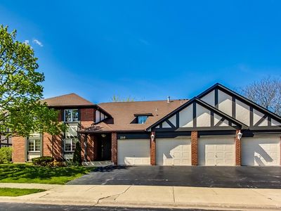 210 Windsor Ln UNIT A, Willowbrook, IL, 60527