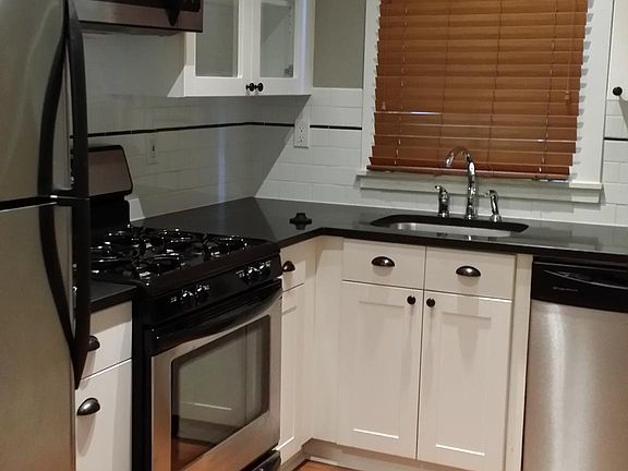 4th image of 1703 Bellevue Ave APT 300