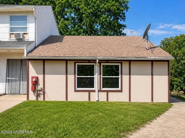 123 Lexington Boulevard, Barnegat, NJ 08005