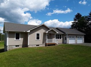 8 Sanborn Rd, Derby, VT 05829