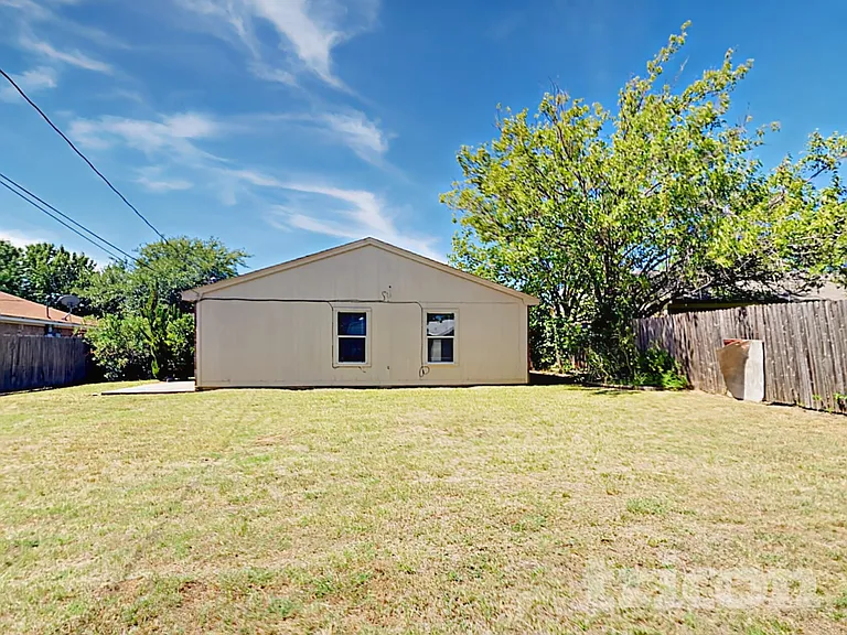 609 S Walnut Creek Dr — Photo 31