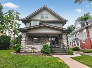907 W 32nd St, Kansas City, MO 64111