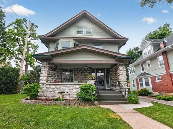 907 W 32nd St, Kansas City, MO 64111