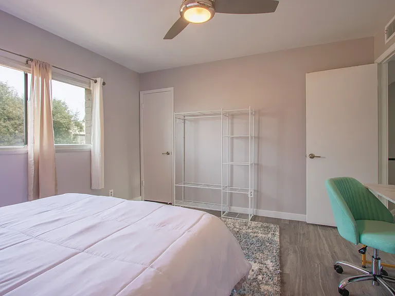 6945 E Osborn Rd #D — Photo 20
