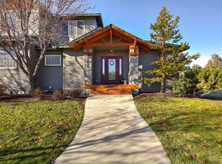 8550 Golden Pheasant Ct, Redmond, OR 97756