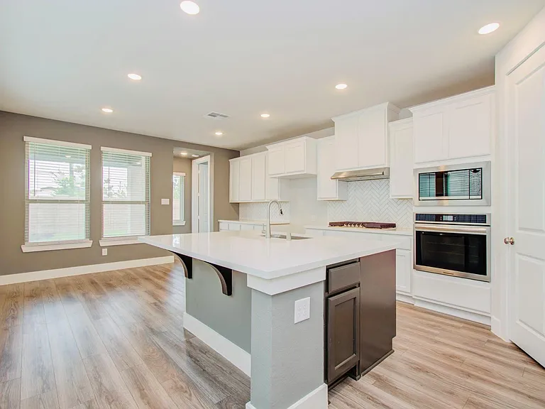 14910 Mossycup Spur Way — Photo 13