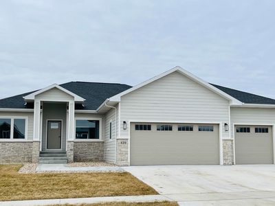 439 Bunyan Dr, Harrisburg, SD, 57032