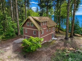97 B Port Gardner Drive, Hat Island, WA 98206