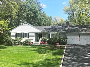 87 Salem Rd, White Plains, NY 10603