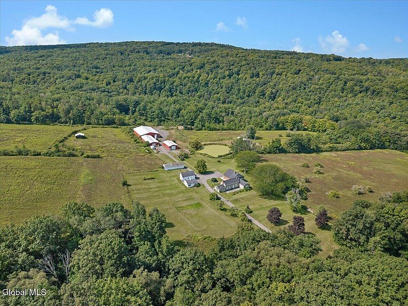 3rd image of 3405 Rynex Corners Road