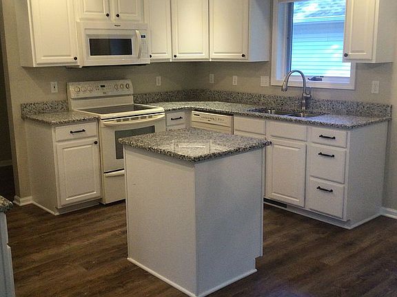 2nd image of 8098 Robinbrook St