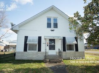 820 S 16th St, Herrin, IL 62948