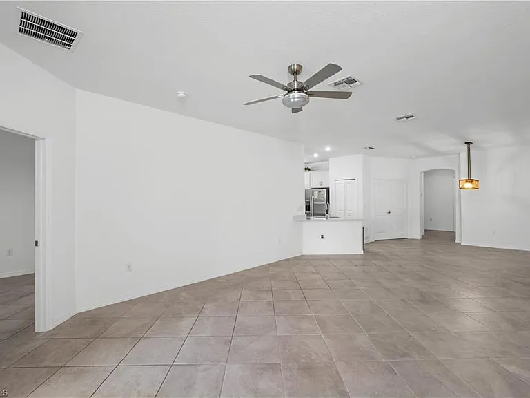 2180 Dragonfruit Way — Photo 3