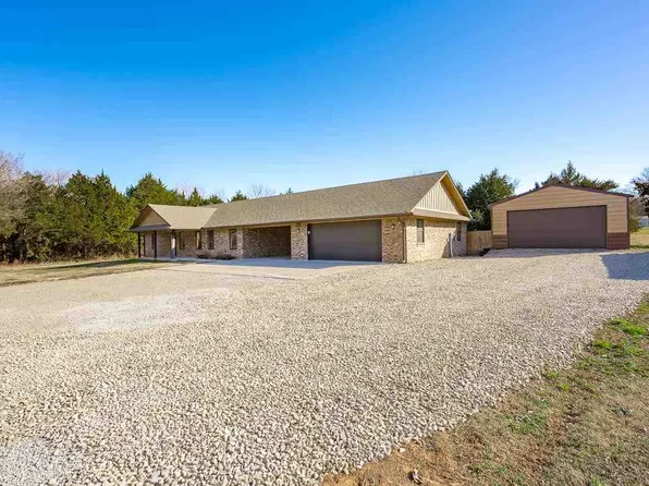 119 E 89th St, Perkins, OK 74059