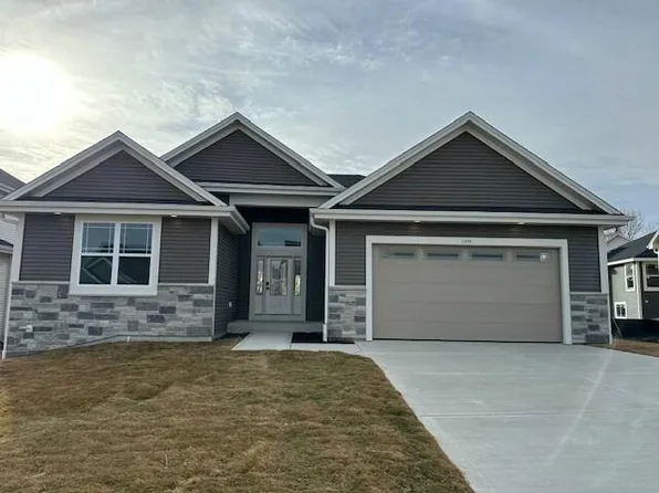 1008 Waterstone COURT, Pewaukee, WI 53072