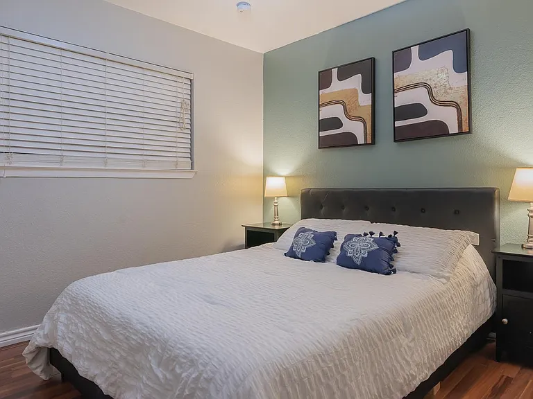 219 Andrews St #7 — Photo 24