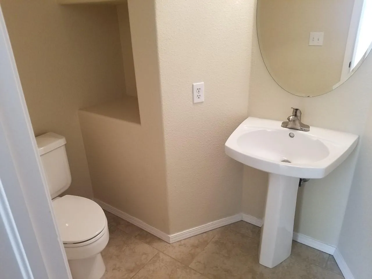 10730 Jordan Court — Photo 4