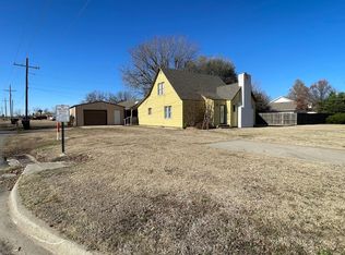 601 SW 3rd St, Minco, OK 73059