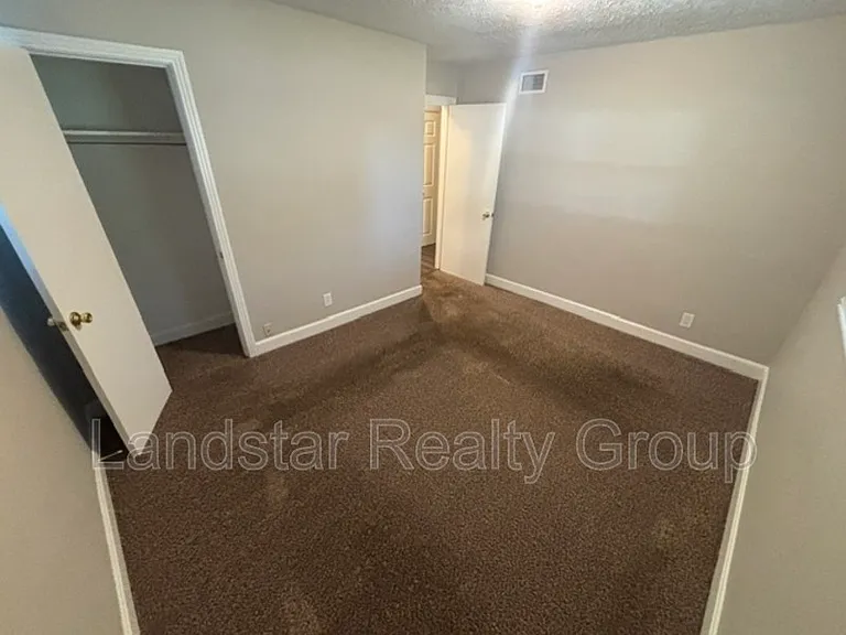 4721 Granada Dr — Photo 26