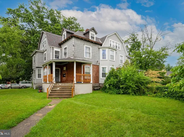 89 S Wycombe Ave, Lansdowne, PA 19050