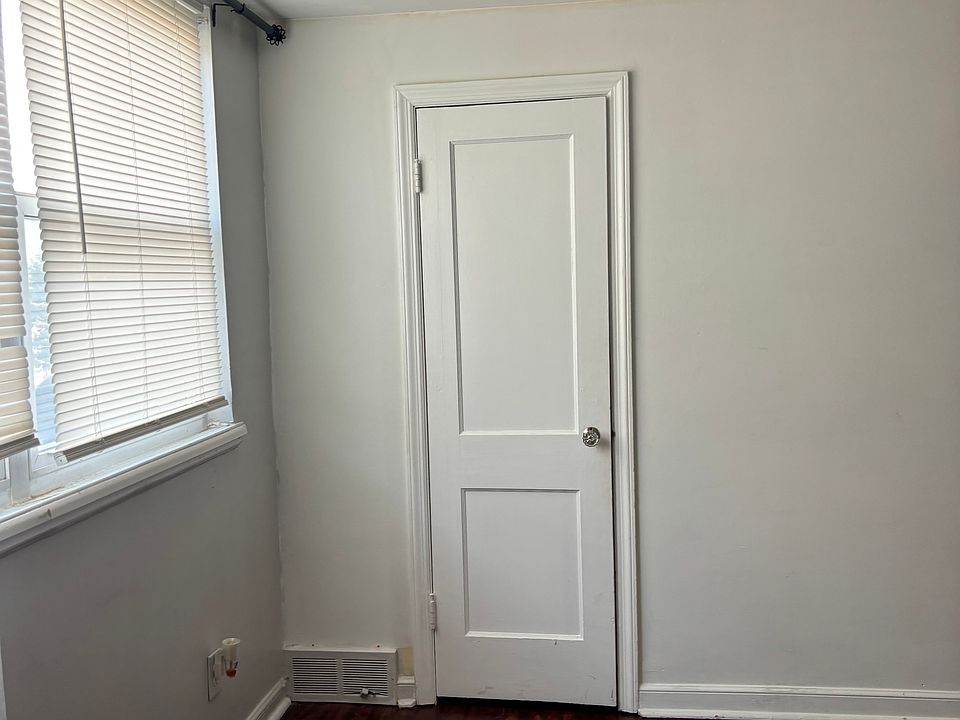 1st image of 6342 Eastwood St