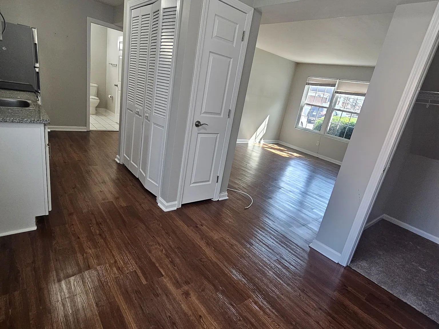 204 Cherry St — Photo 2
