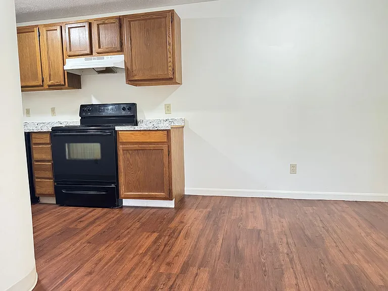 Dunns Bridge Apartments — Photo 19