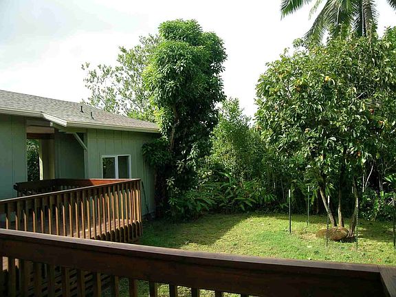 11,700sq.ft. of land