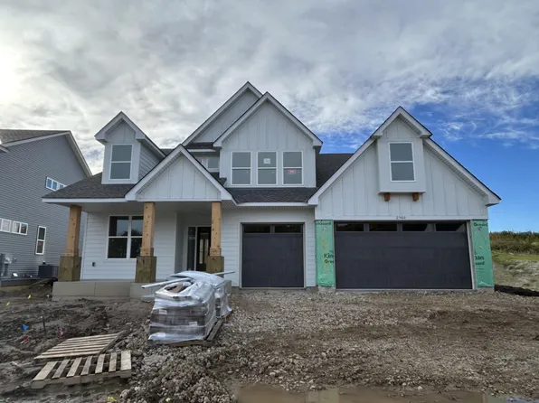 2560 Rock Elm Rd, Shakopee, MN 55379