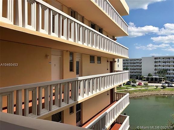 3rd image of 2930 Point East Dr #404