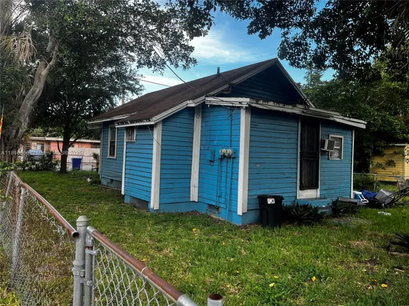 5750 NW 5th Ave, Miami, FL 33127