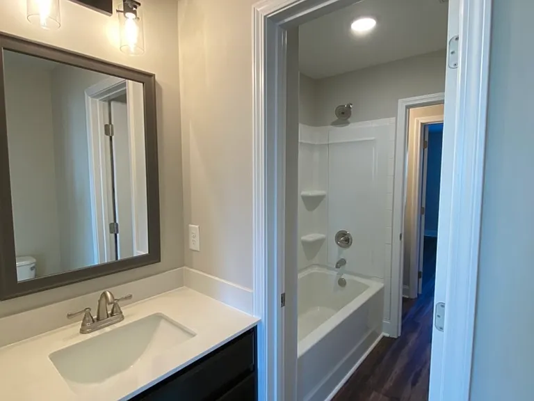 1035 Glenkirk Dr — Photo 9