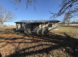 909 Cooper Drive, Mountain Grove, MO 65711