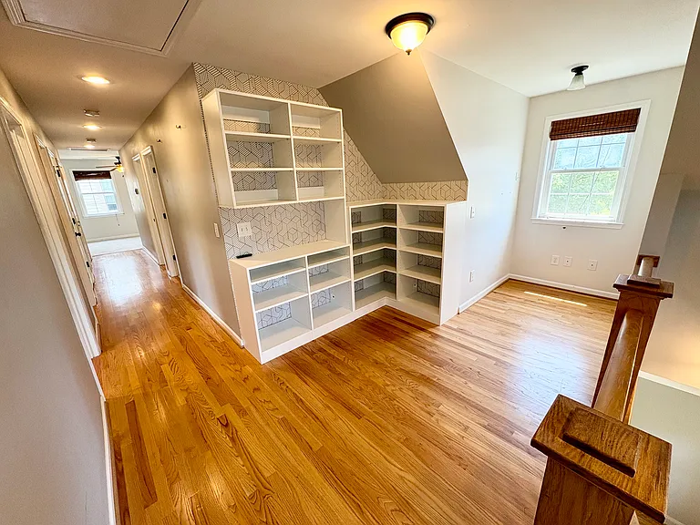 1233 Plymouth Ave — Photo 51