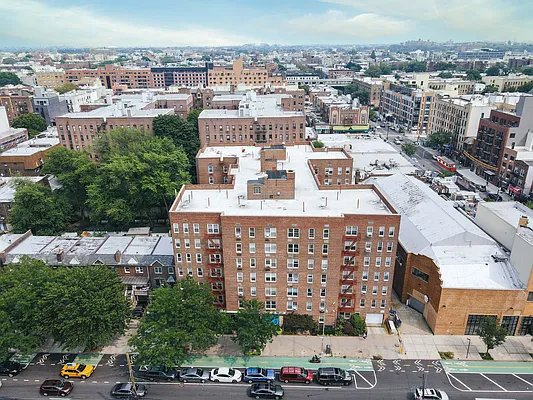 Sold by Horowitz Real Estate | media 25