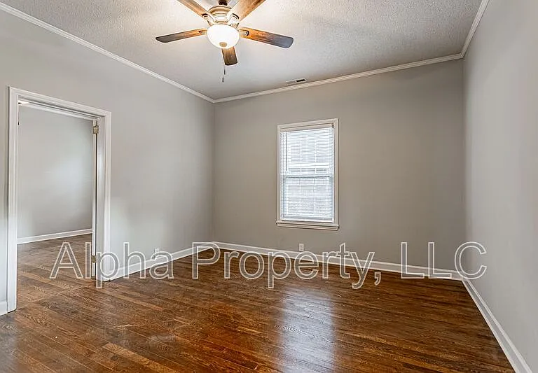 56 Hutchins St — Photo 7