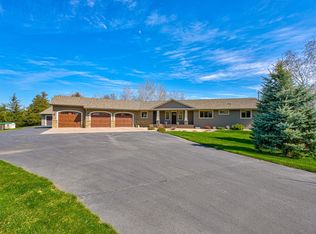 1156 56th St, Hudson, WI 54016