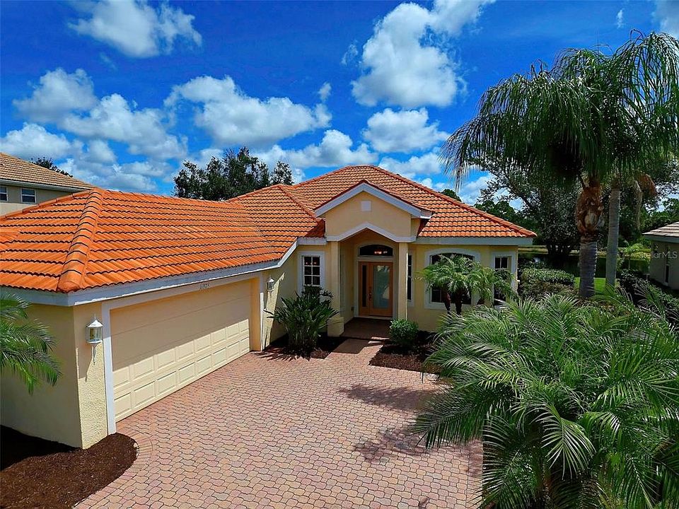 1st image of 11375 Dancing River Dr