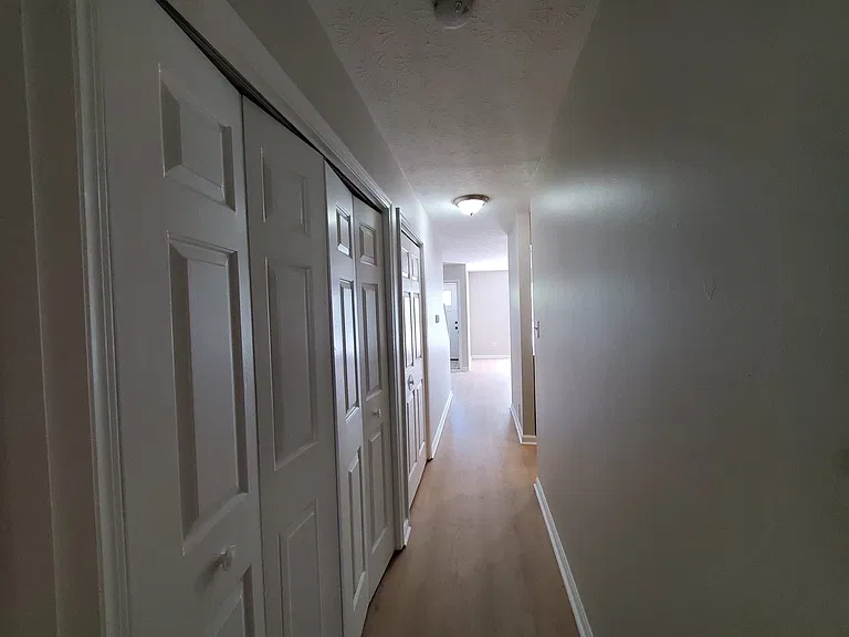 1100 Horsemans Ln #22 — Photo 17