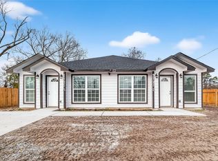 7725 Hoffman St #A-b, Houston, TX 77016