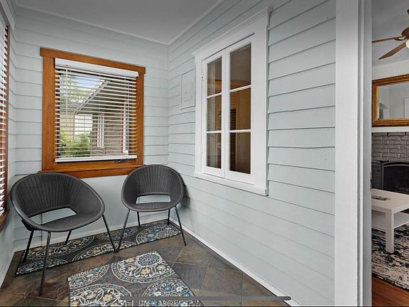 2nd image of 1716 Haven Dr #A