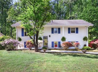 1995 Calvary Hill Ct SW, Marietta, GA 30008