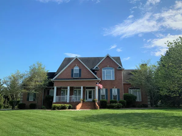 103 Garland Crest Ct S, Tullahoma, TN 37388