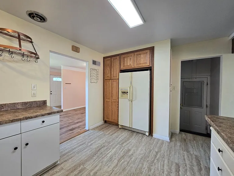 1005 Rimrock Rd — Photo 15