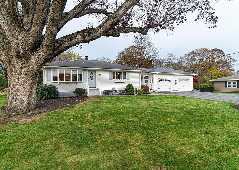 255 Railroad St, Lincoln, RI 02838 Zillow