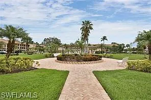 2 bed, 2.0 bath, 1053 sqft, $4,800 — Photo 4