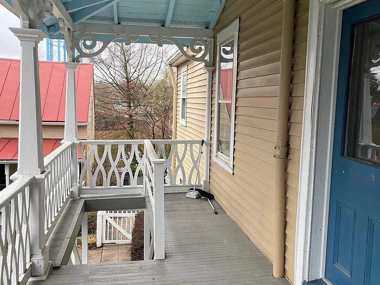 124 Horner St #3 — Photo 2