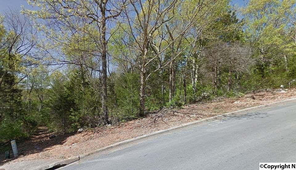 1st image of 0 Oakwood Ave NE