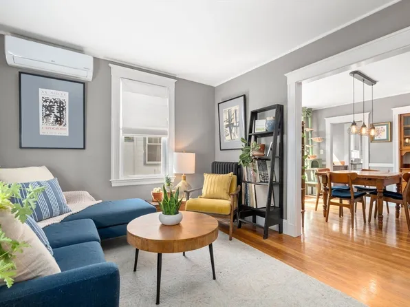 20 Washington Ave #2, Waltham, MA 02453