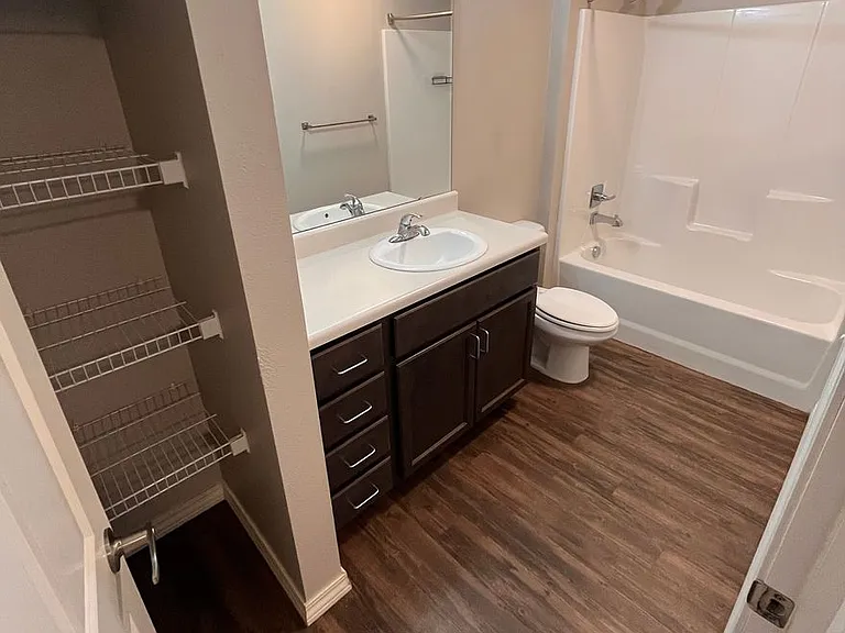 2013 E Cherry St — Photo 15